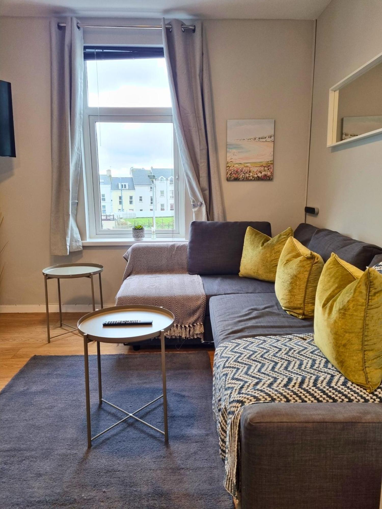 5 Princess Green - Portrush By The Sea Екстериор снимка