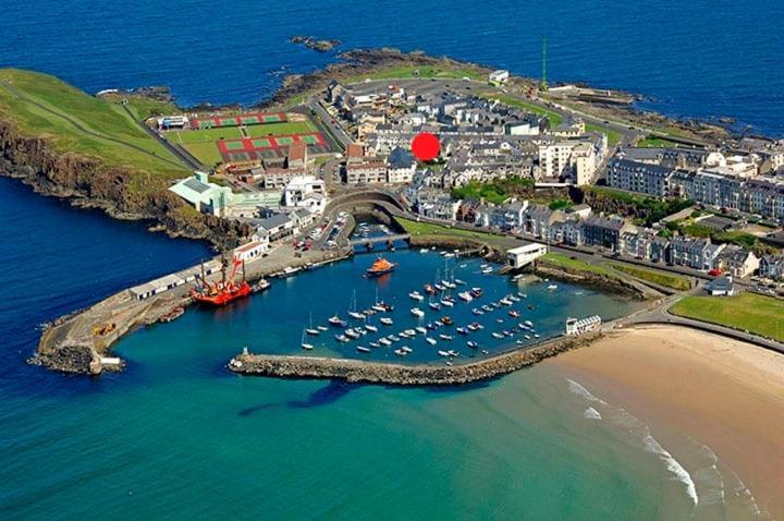 5 Princess Green - Portrush By The Sea Екстериор снимка
