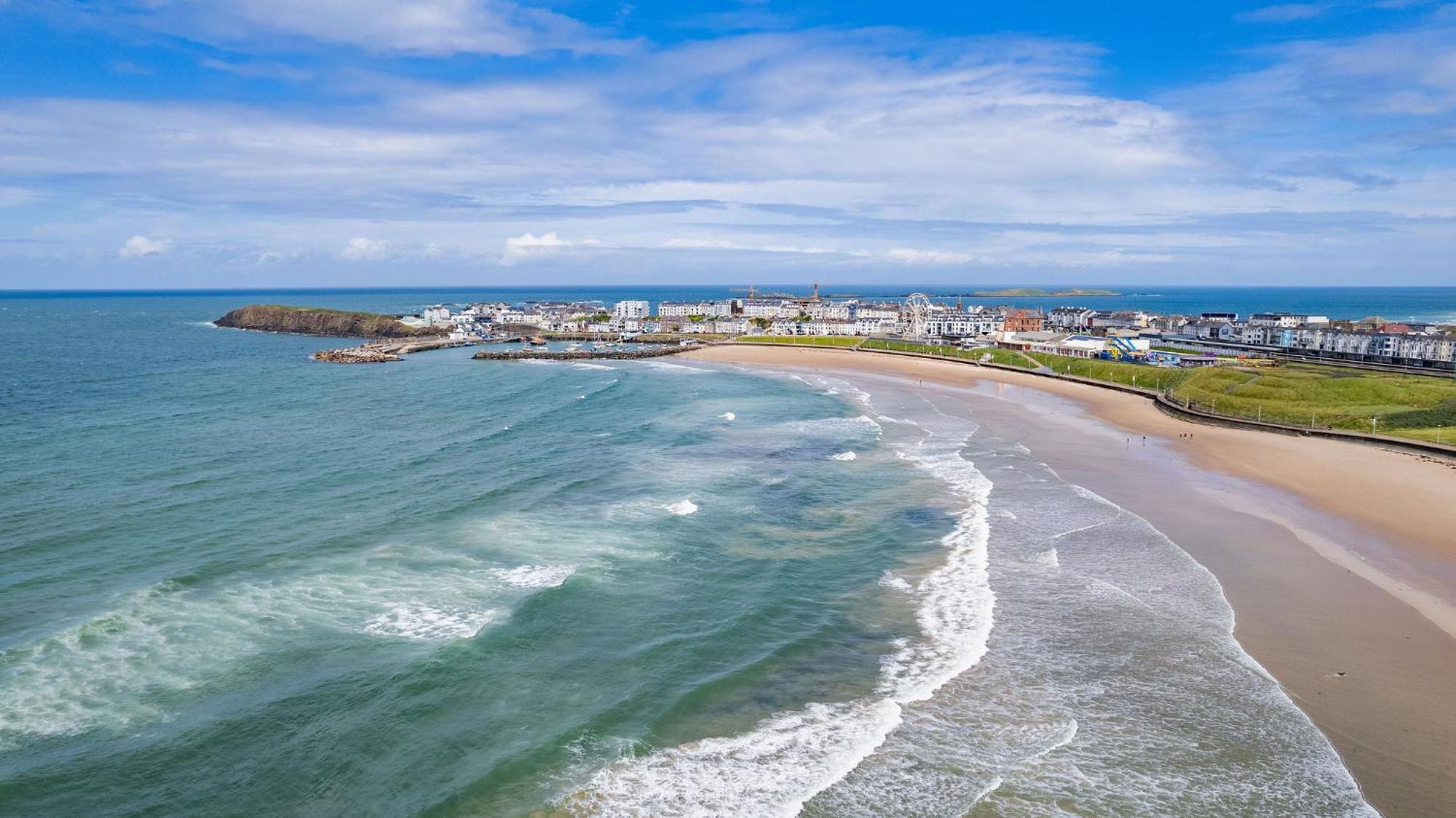 5 Princess Green - Portrush By The Sea Екстериор снимка