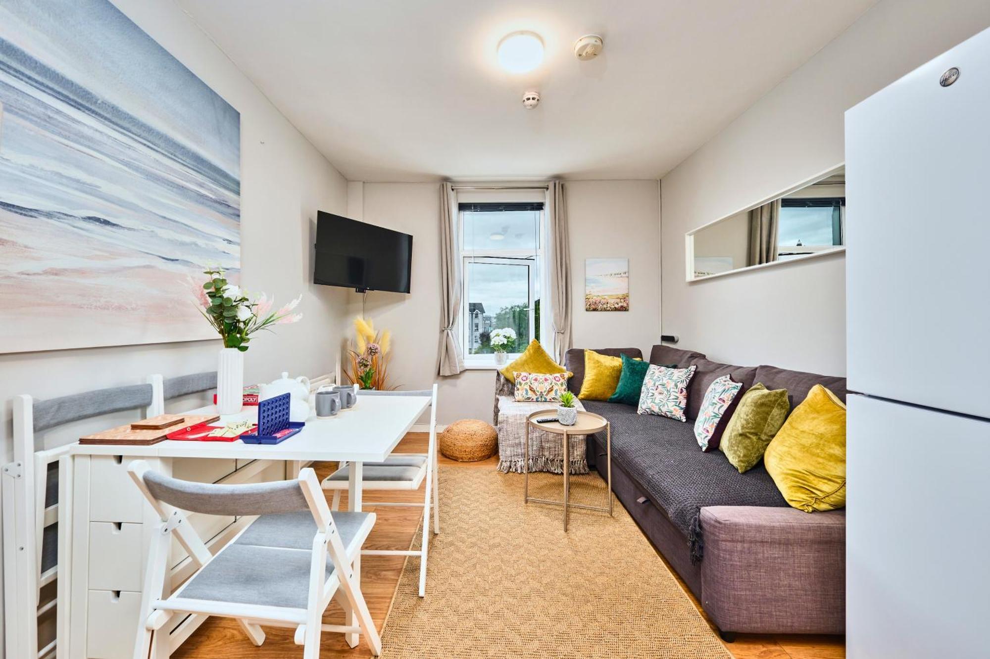 5 Princess Green - Portrush By The Sea Екстериор снимка